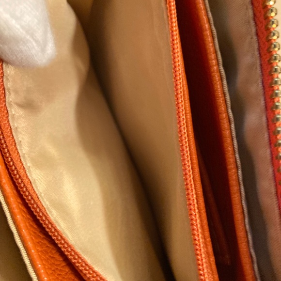 Persimmon orange supple textured leather casual bag with removable strap - Picture 9 of 16